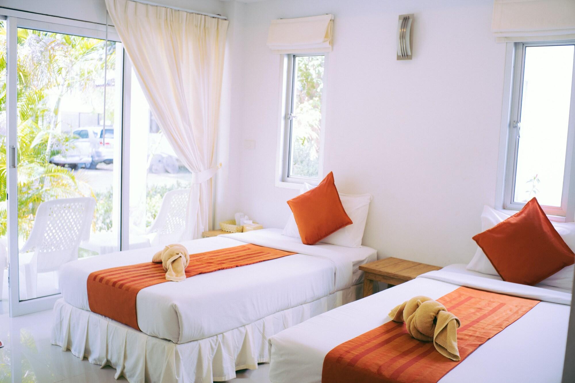 Amity Beach Resort Maret Kültér fotó