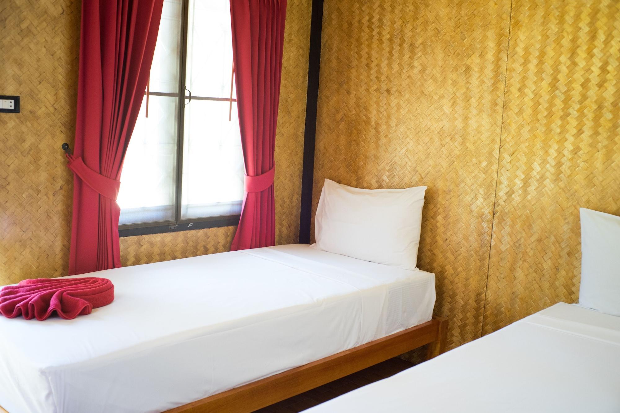 Amity Beach Resort Maret Kültér fotó