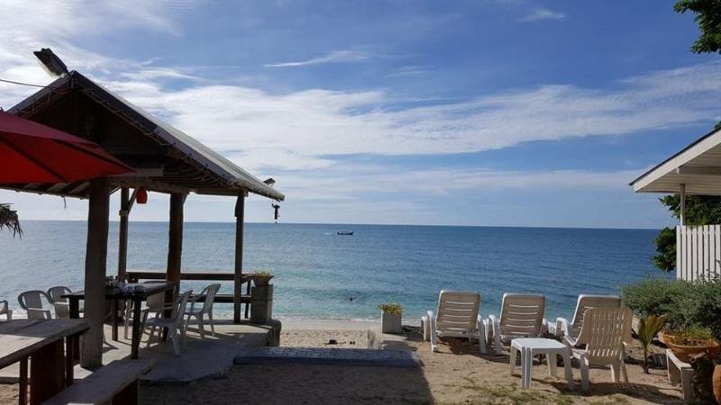 Amity Beach Resort Maret Kültér fotó