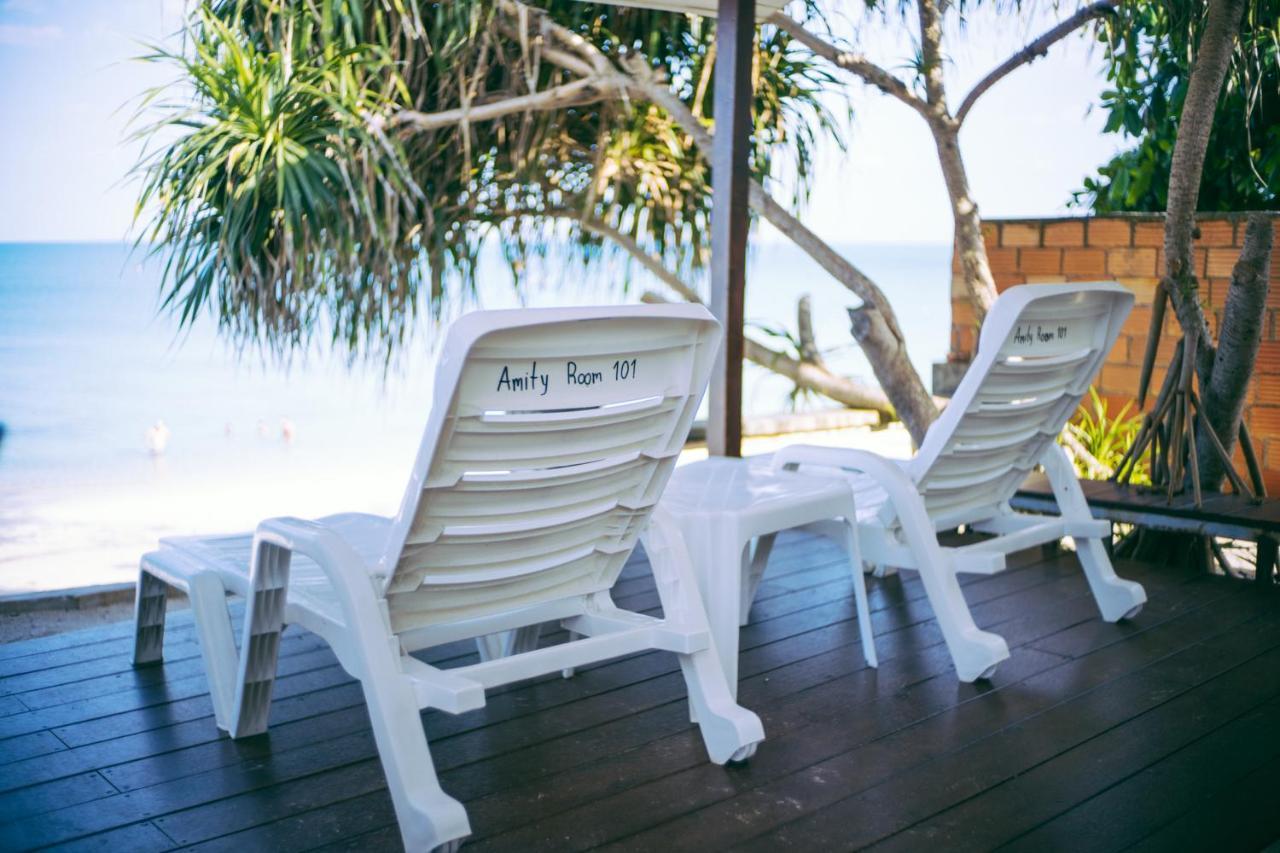 Amity Beach Resort Maret Kültér fotó
